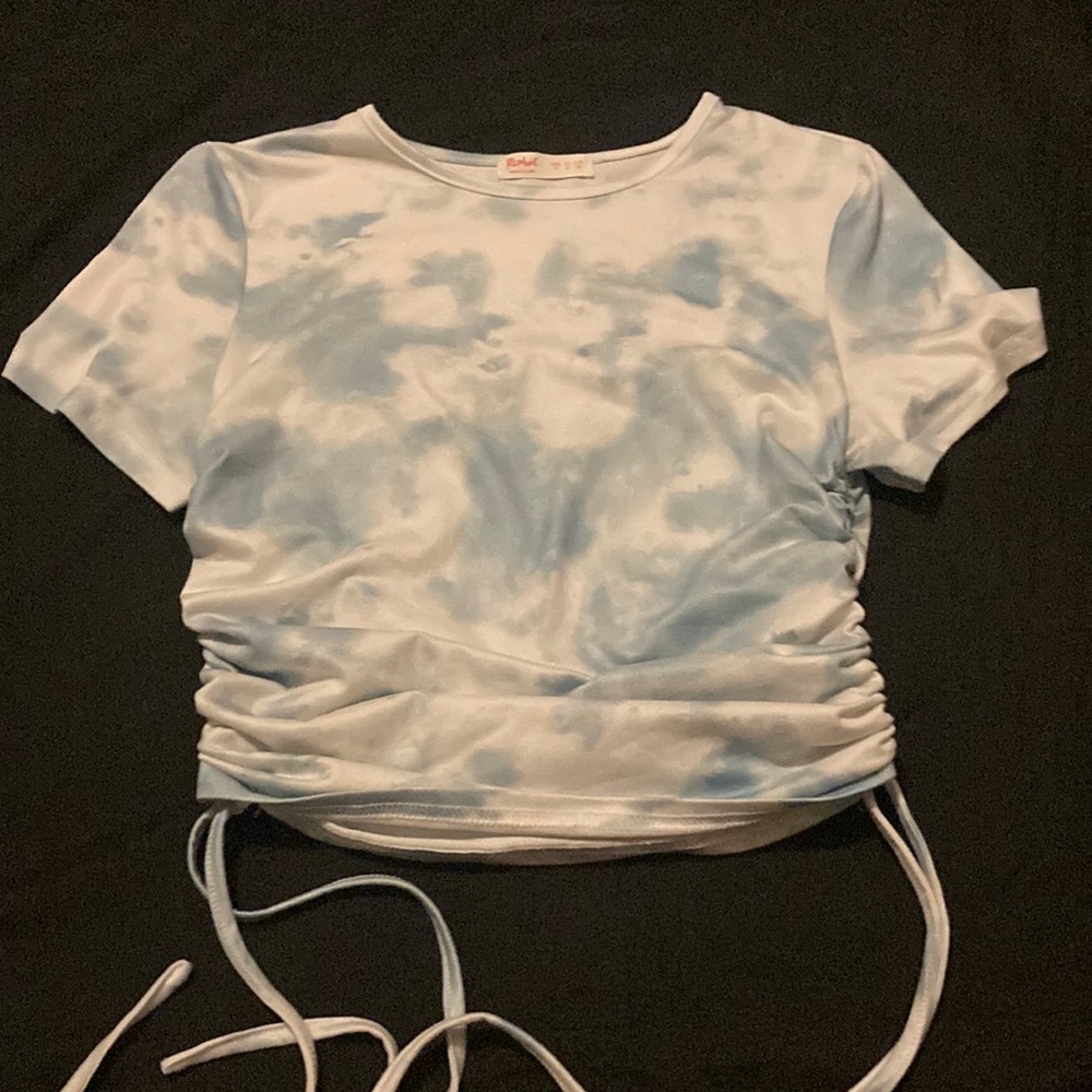 Blue and white ROMWE top